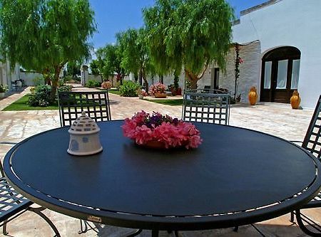 Hotel Masseria L'Ovile Ostuni Exterior foto